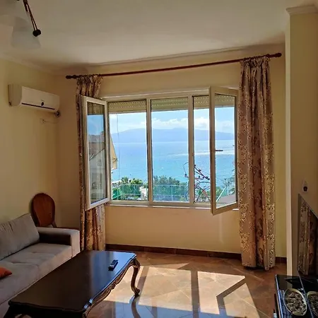 Sea View By Promenade شقة
