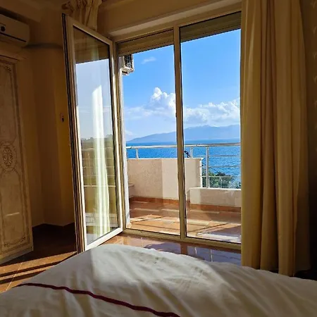 Sea View By Promenade شقة ساراندا